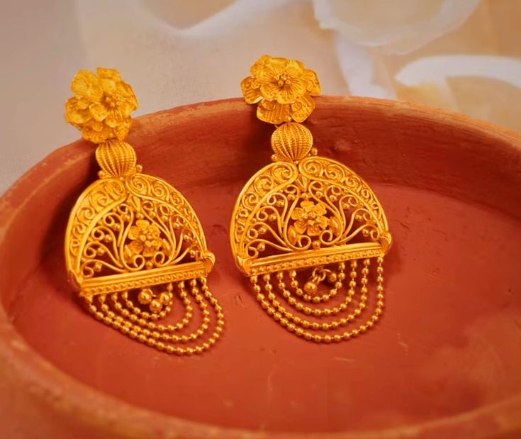 Changbali earrings with tiny chain