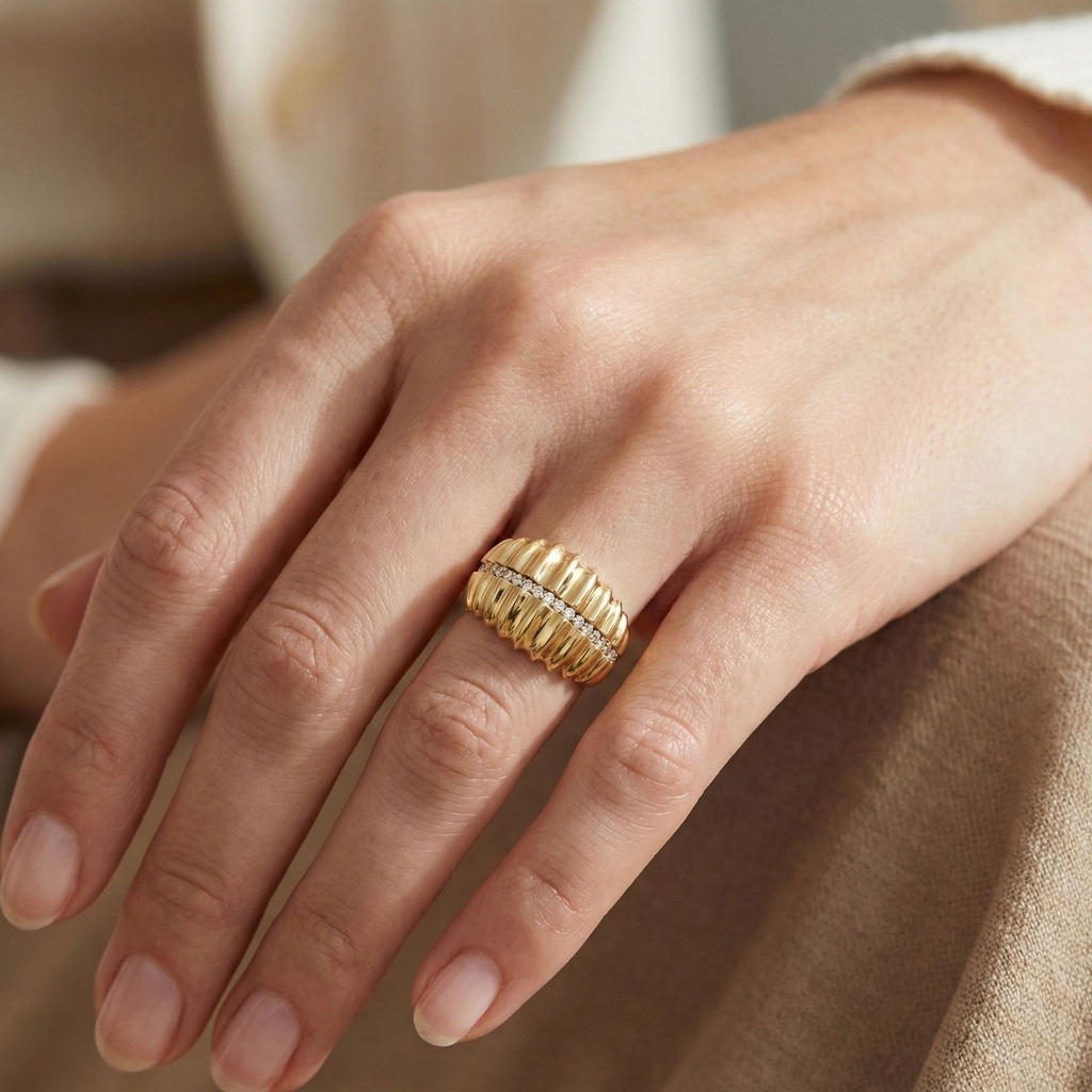 Rosewave Diamond Band Wear on Hand