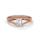 Twisted-Emerald Yellow Gold Ring
